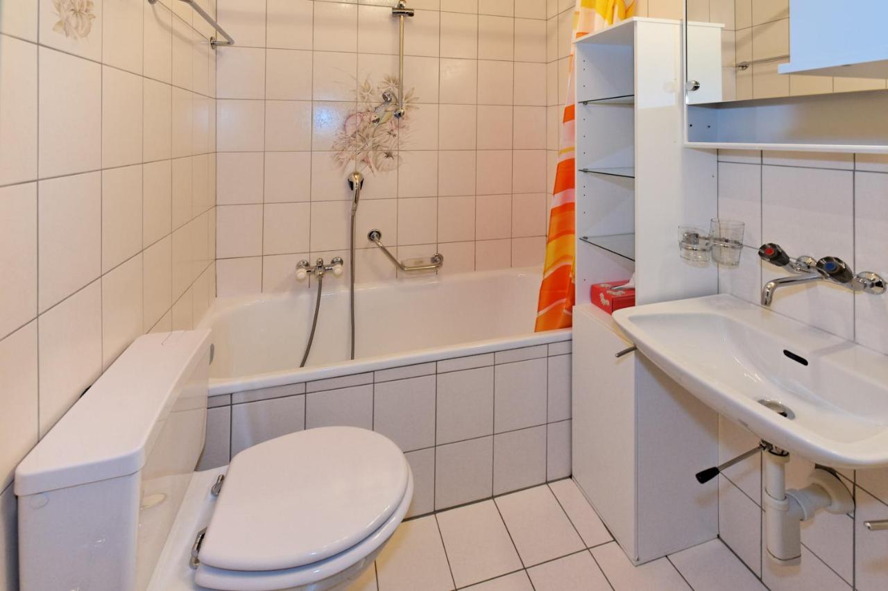 Haus Waldheim Grachen Apartment Ruang foto