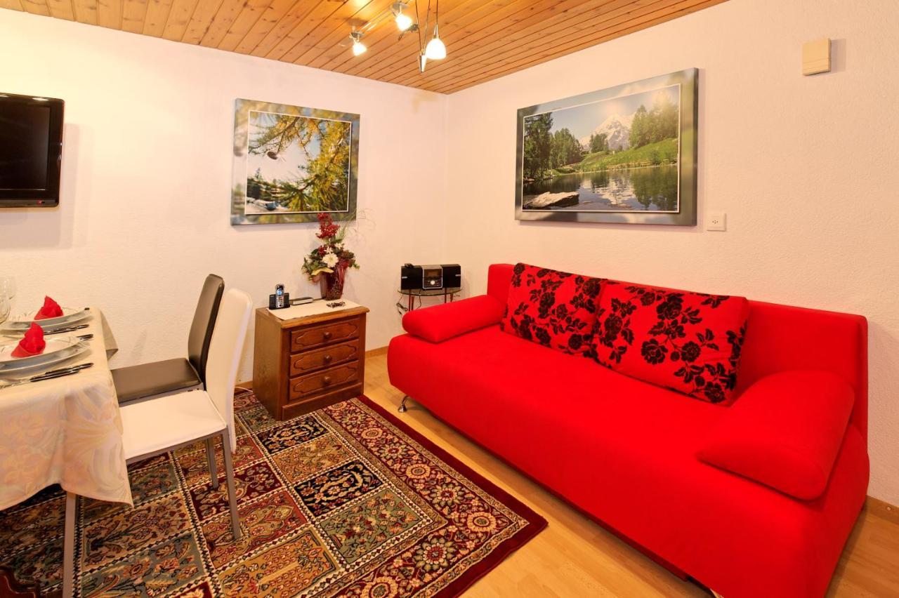 Haus Waldheim Grachen Apartment Ruang foto