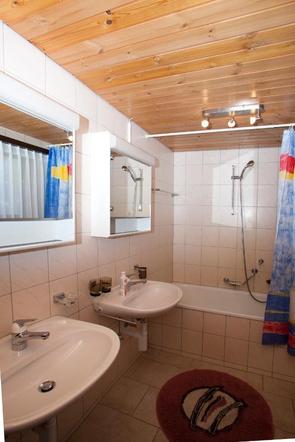 Haus Waldheim Grachen Apartment Bagian luar foto