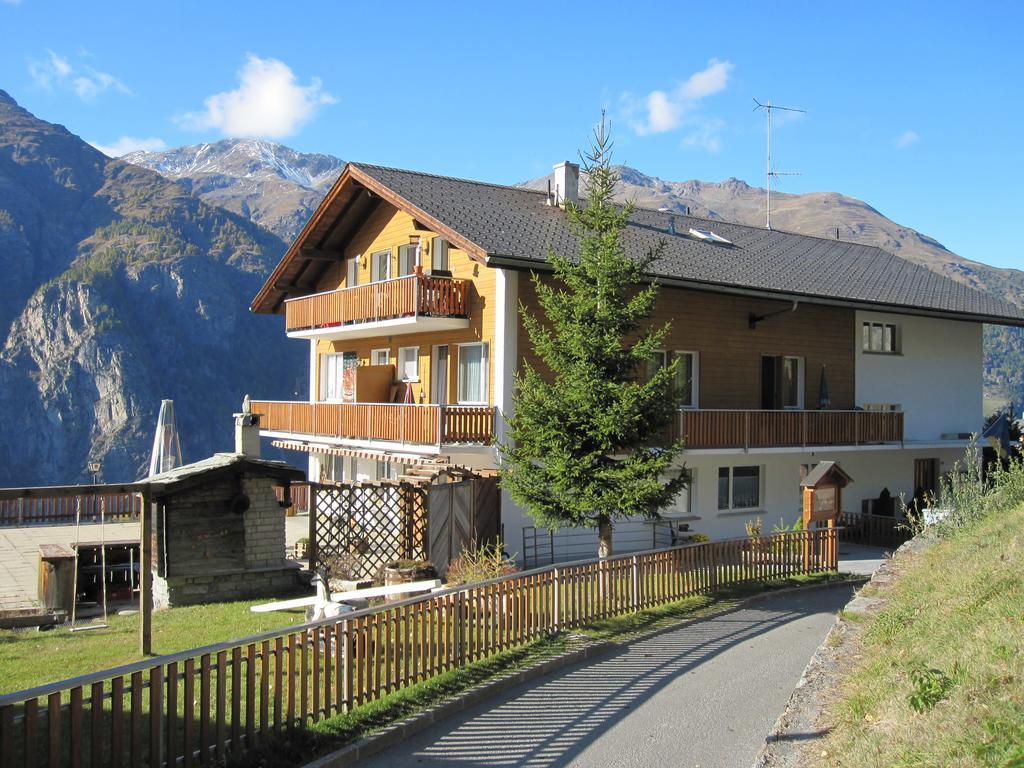 Haus Waldheim Grachen Apartment Bagian luar foto